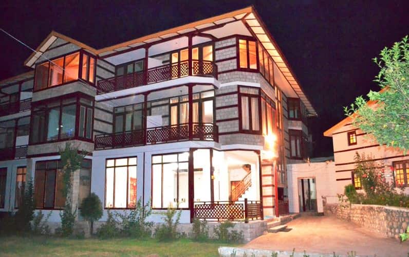 Hotel Woodrock, Manali 4